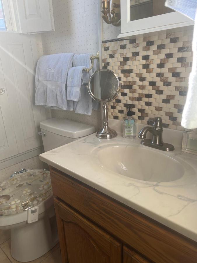 First Floor Apt With River View Hallowell Exterior photo